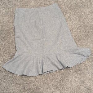 Isabella Light Gray Summer Work Skirt - Size 8  EUC